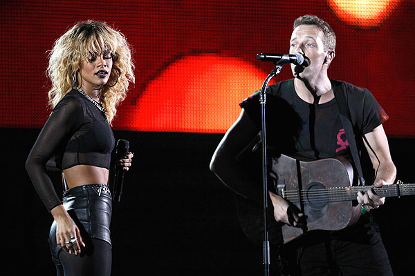 Rihanna & Chris Martin -- Dinner  Date?