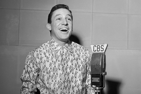 Mike Wallace and CBS radio On a Sunday Afternoon, 1954