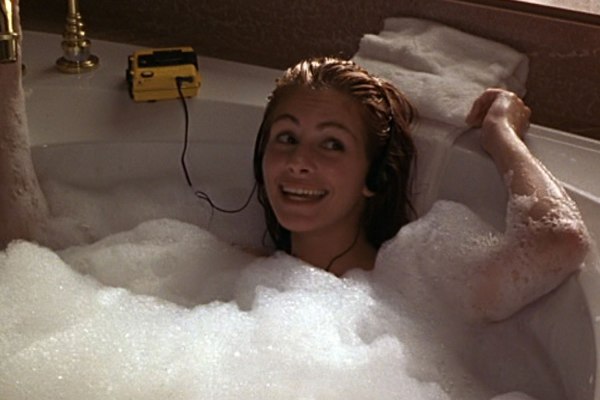 Scarface | Pass the Towel: 10 Best Movie Bath/Shower 